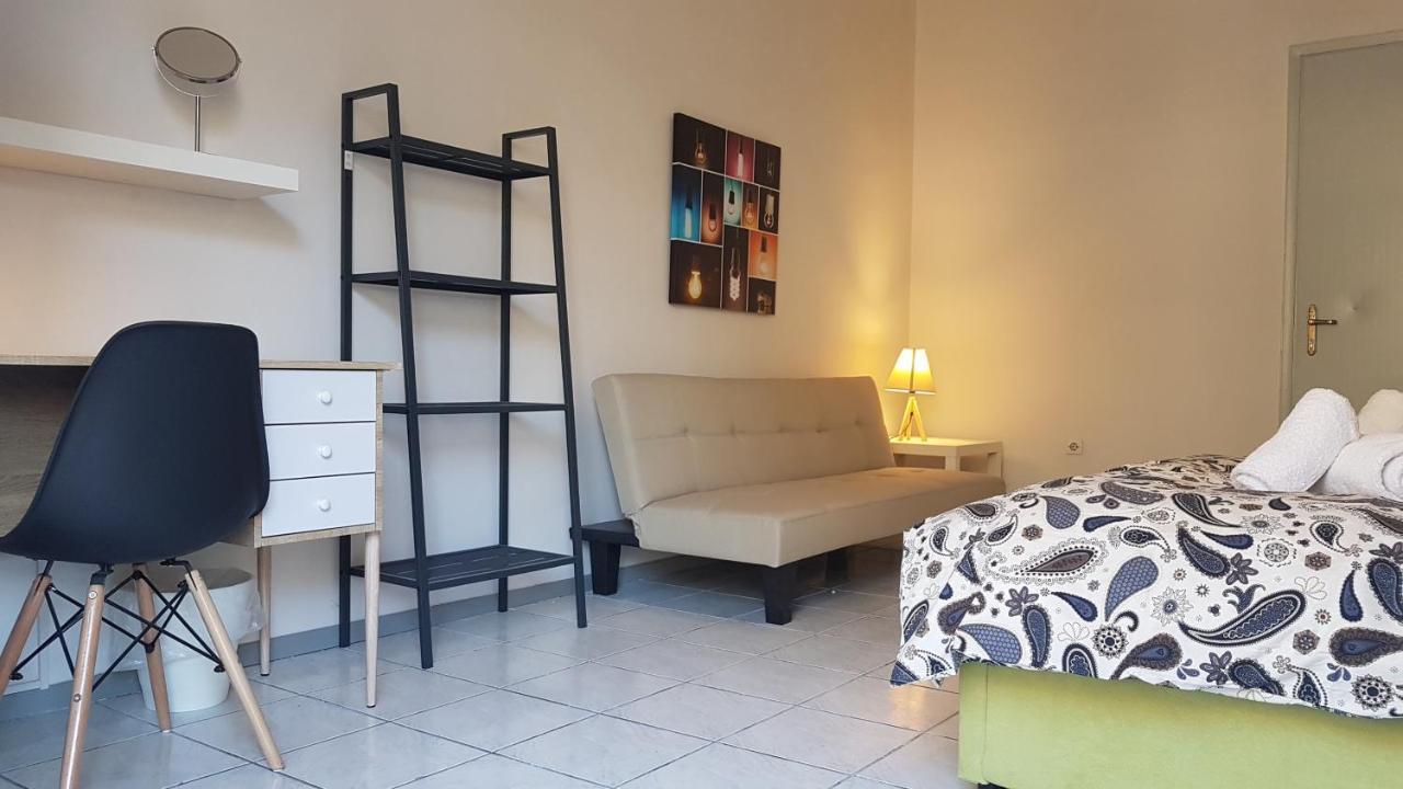 Palette Apartment Carmine - Athens Center, 6 Bd, 3 Bath Экстерьер фото